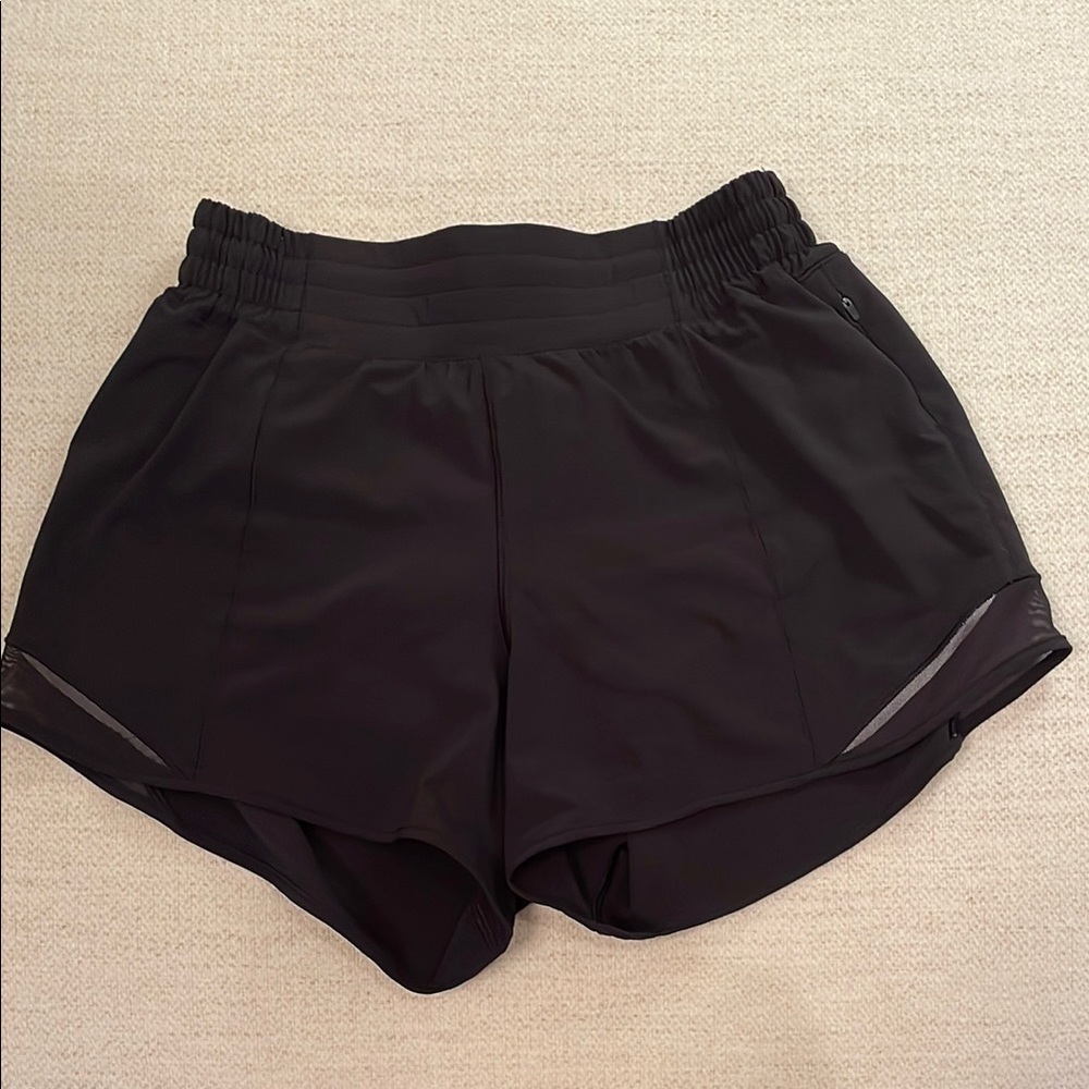 lululemon athletica Hotty Hot High Rise 4 inch shorts